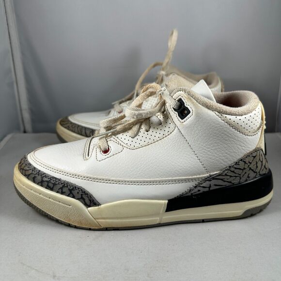 Nike Kids 3Y Air Jordan(PS) 3 Sneakers Retro White Cement Reimagined DM0966-100 - Picture 2 of 9